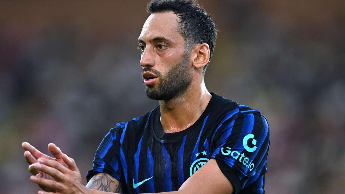 GdS - Calhanoglu dove sei? Per Chivu resta indispensabile, ma non è un mistero che il turco...