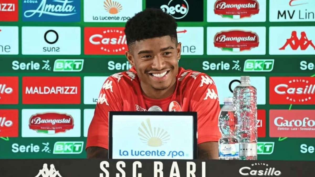 Salcedo: "Avevo detto sì al Bari, ma dopo lo stop di Lukaku Inzaghi non voleva partissi"