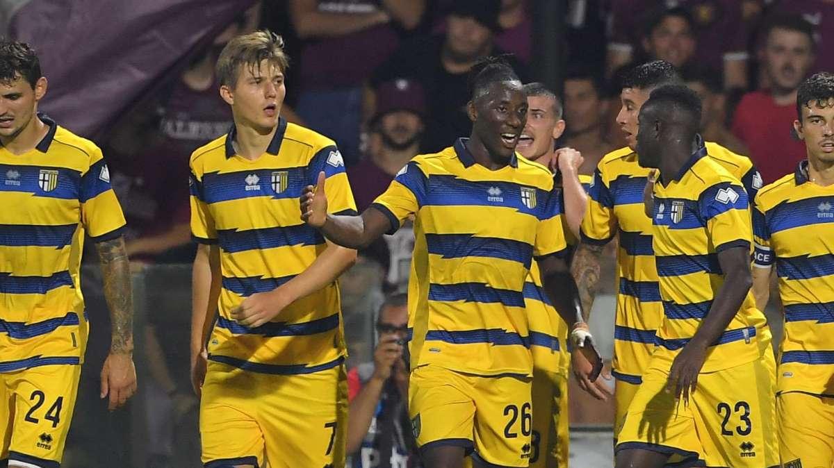 Coppa Italia, il Parma si regala l'Inter agli ottavi: un gol di Benedyczak elimina il Bari