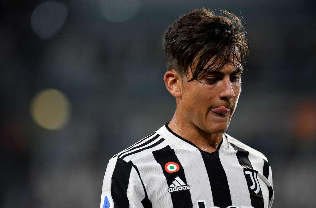 Juventus-Udinese, Dybala segna ma non esulta: sguardo alla tribuna