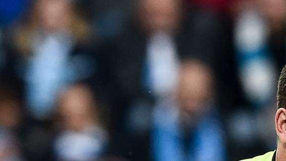 Viviano infastidito: "Vengono esaltati alcuni giocatori che non legano le scarpe a Bastoni"