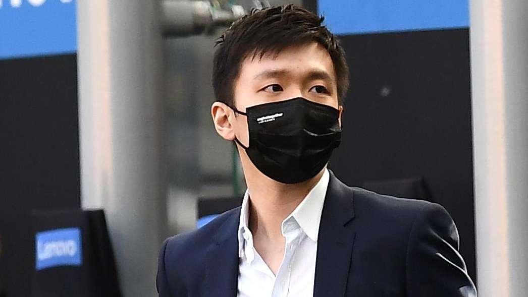 Bellinazzo: "Zhang, difficile avere una plusvalenza dalla vendita dell'Inter. Steven guiderebbe ancora il club"