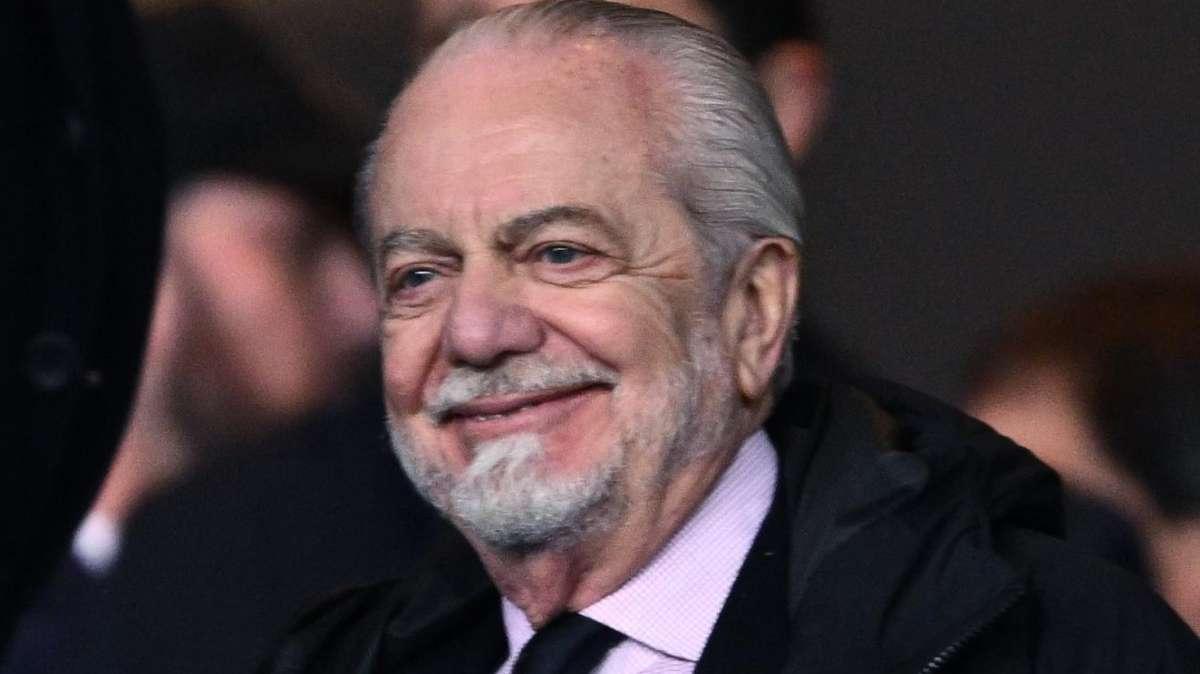 De Laurentiis si fa da parte: "Uovo rossoblu a Pasqua? Detesto chi gufa, non tifo contro gli altri"