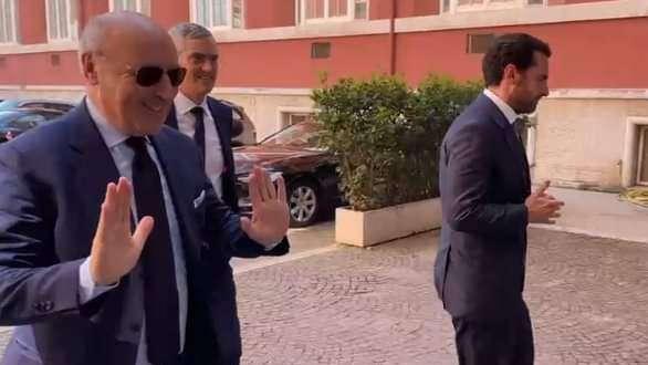 VIDEO - L'arrivo di Marotta e Antonello al Coni di Roma per l'Assemblea di Lega