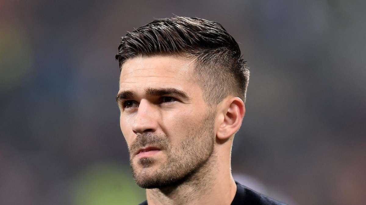 Tragico lutto per l'ex Inter Marko Livaja: muore il padre in un incidente stradale