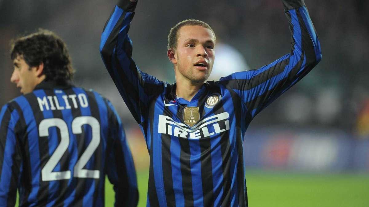 Castaignos: "Non era il momento giusto per giocare all'Inter, in quello spogliatoio si pensava solo a vincere"