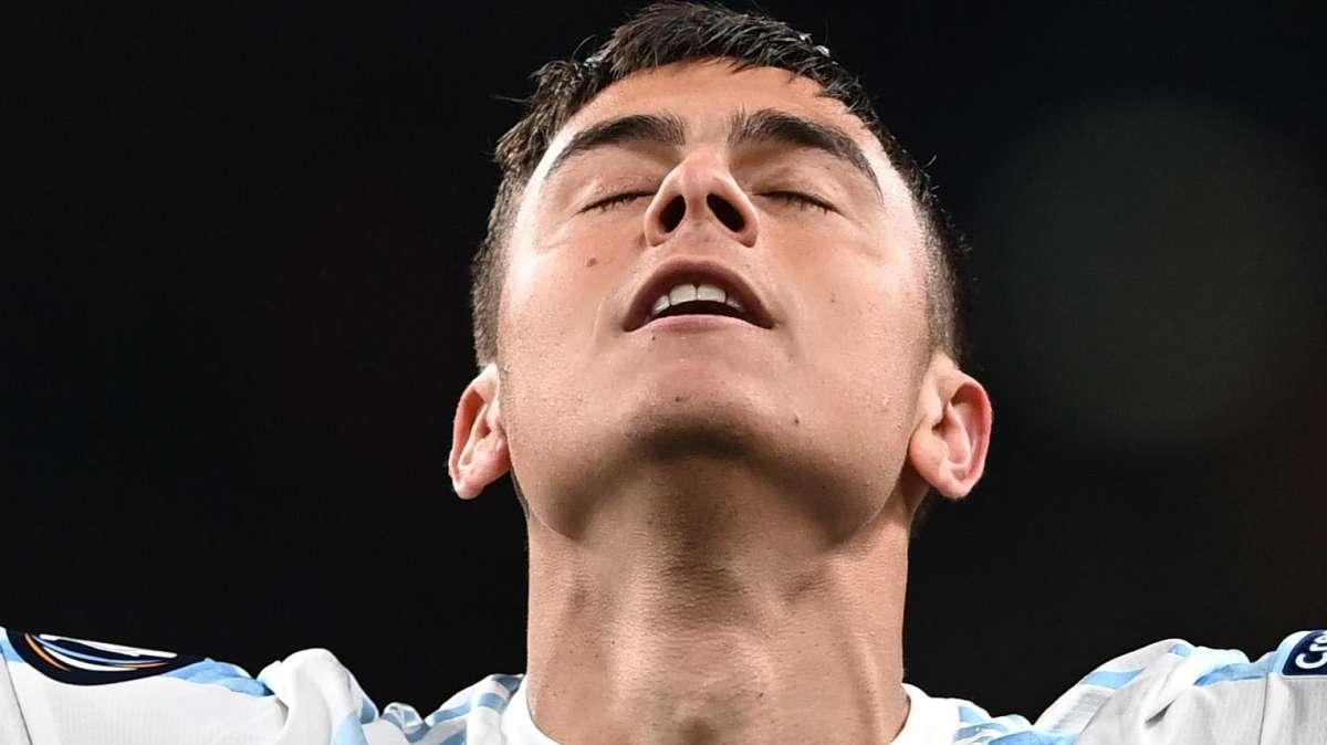 Corsera - Il Milan sogna Dybala e scruta la situazione tra l'argentino e l'Inter 