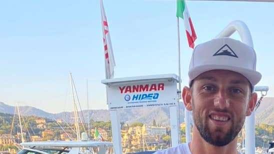 De Vrij si veste di arancione a Santa Margherita Ligure: maglia del club locale in regalo