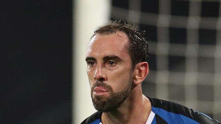 Sky - Godin, accordo con Inter e Cagliari. Adesso i nerazzurri possono aprire le porte a Vidal