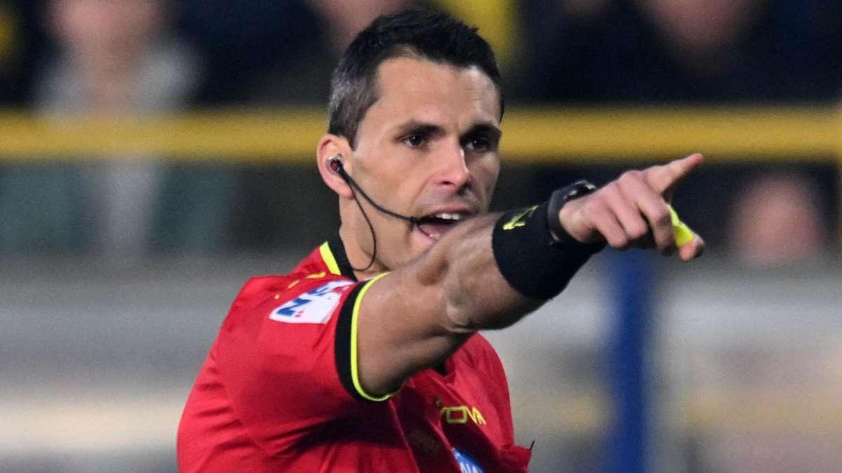 Inter-Udinese, la moviola - Marchetti sbaglia qualche fischio di troppo, il VAR lo aiuta negli episodi più delicati  