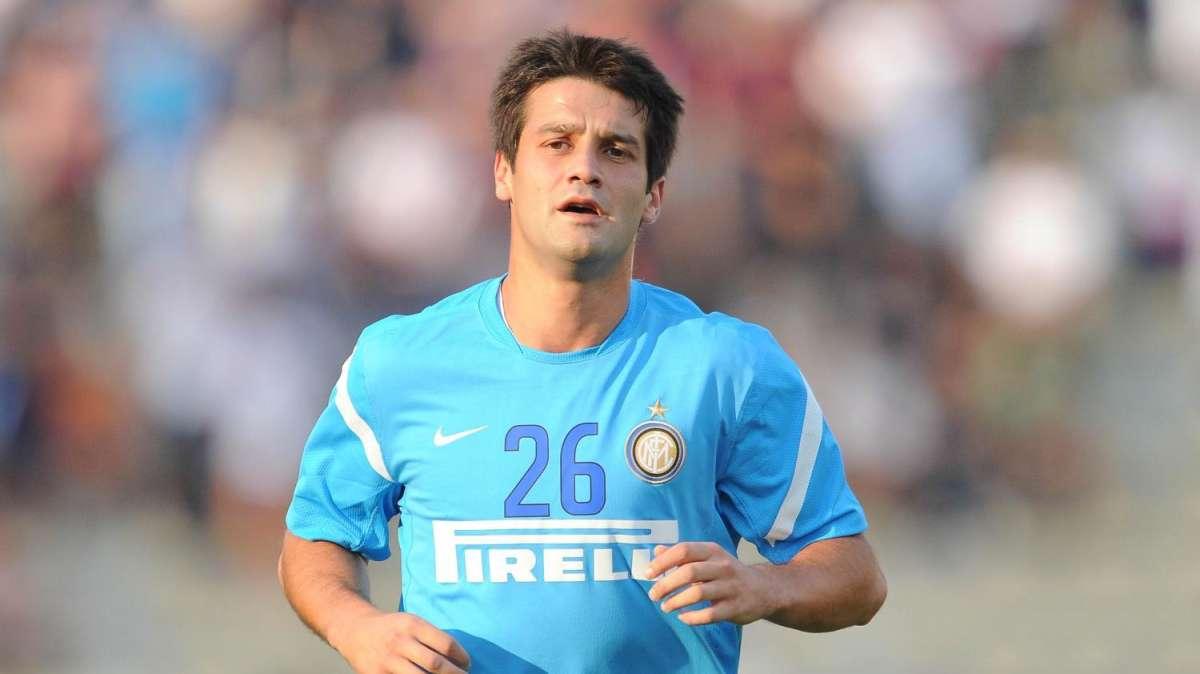 L'agente di Chivu: "Aspettiamo l'Inter fino a dicembre"