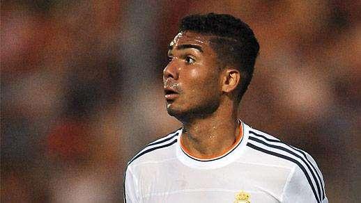 Sky - Casemiro è l'alternativa a Nilton. In attacco...