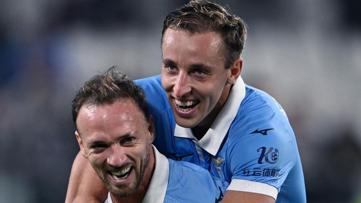 Lazio, Frattesi si gode il primato condiviso con l'Inter e scherza: "-21"