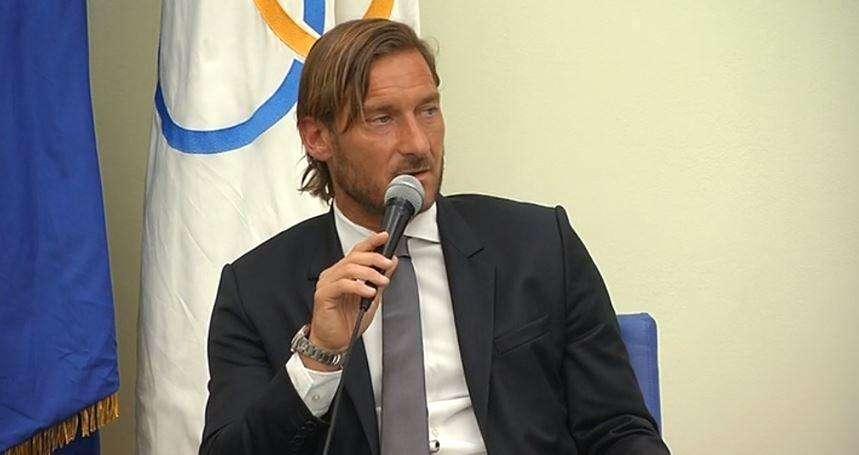 Totti rivela: "Volevo Conte alla Roma, aveva anche dato il suo ok"