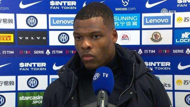 Dumfries in mixed: "Avremo fame nella prossima stagione. Resto all'Inter"