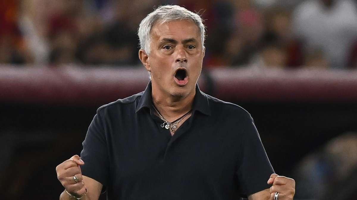 Giudice sportivo - Mourinho salta Inter-Roma. Prima sanzione per Carlos Augusto, seconda per Barella