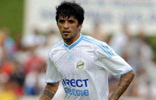 Lucho Gonzalez torna al Porto, si sblocca Guarin