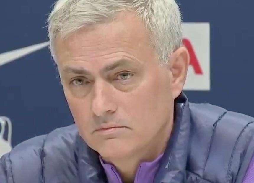 Mourinho: "EL, ingiusto ripescare le terze della Champions. Ma il Wolverhampton può battere Inter e Ajax"