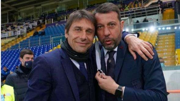 Conte abbraccia D'Aversa: "Avversari sul campo ma grandi amici nella vita"