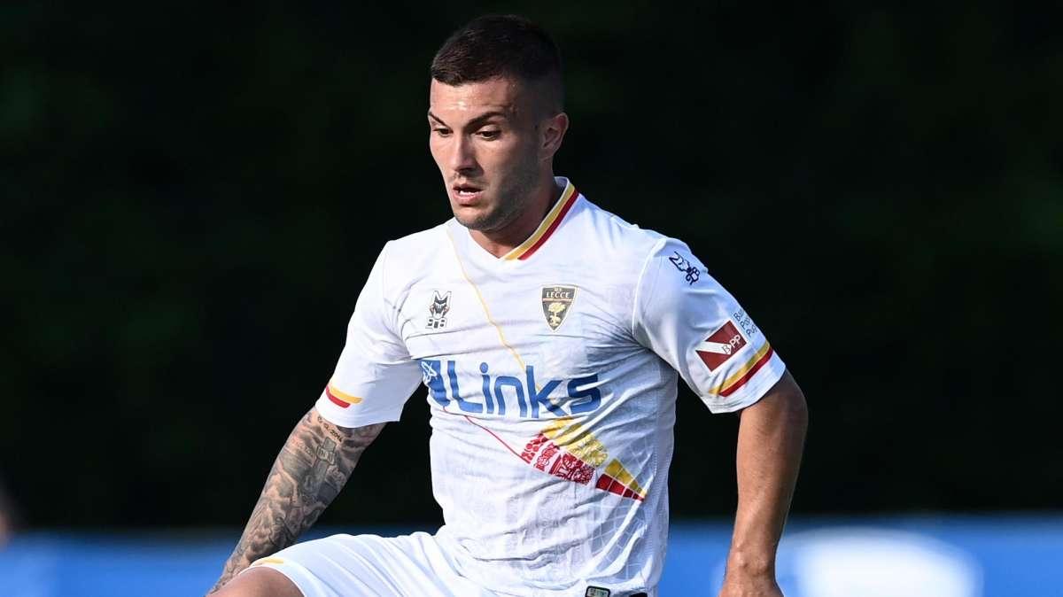 Lecce, Strefezza: "Bisogna tenere a bada Lukaku e Lautaro. Lazio? Inzaghi mi bocciò perché ero basso"