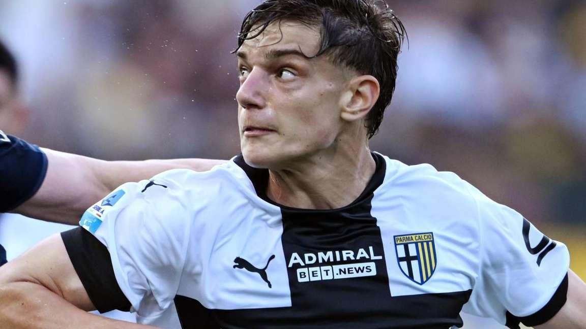 FcIN - Leoni, Inter e Milan le candidate più 'calde', serve però una grande offerta. Ecco la posizione del Parma