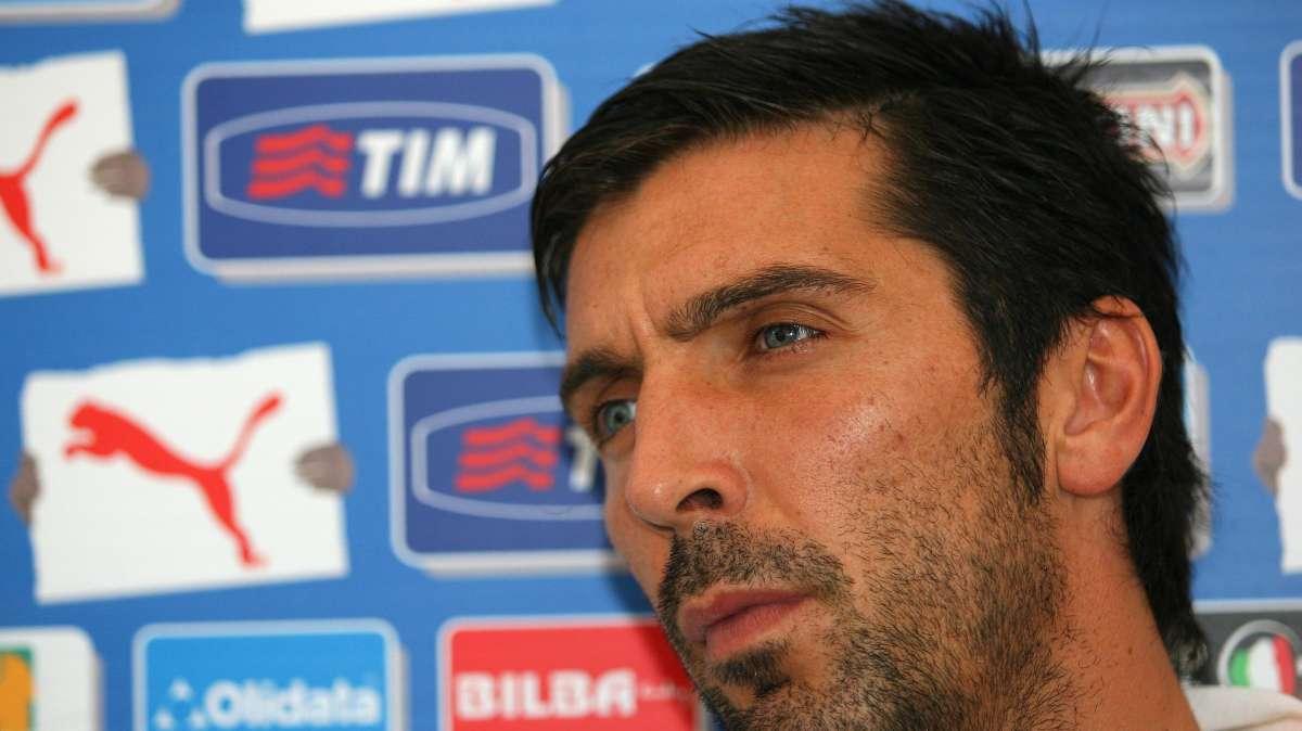 Buffon, che gufata all'Inter!
