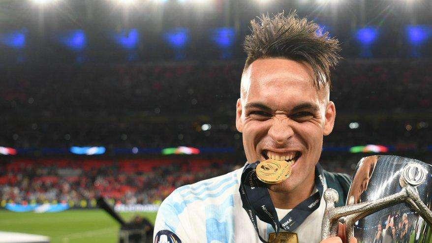 L'Argentina celebra Lautaro con un gioco di parole all'italiana: "Questo Toro ha molto calcio"