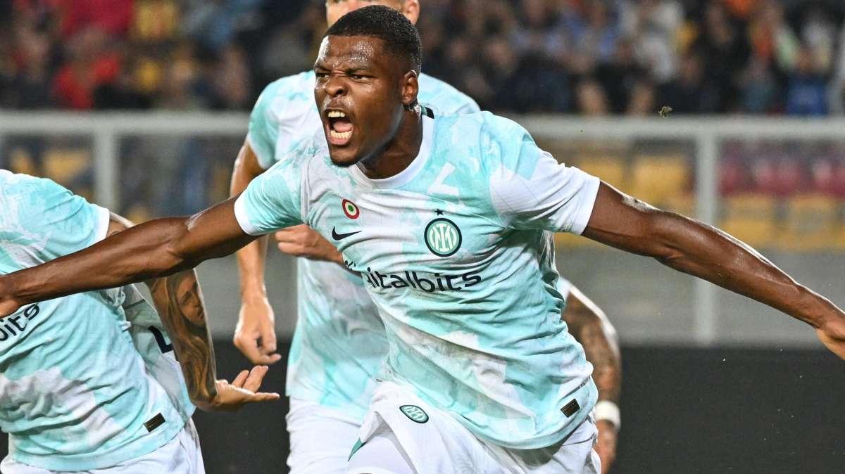 CdS - Dumfries, il Chelsea ci riproverà a gennaio: 50 mln e prestito fino a giugno. Lukaku incentivo