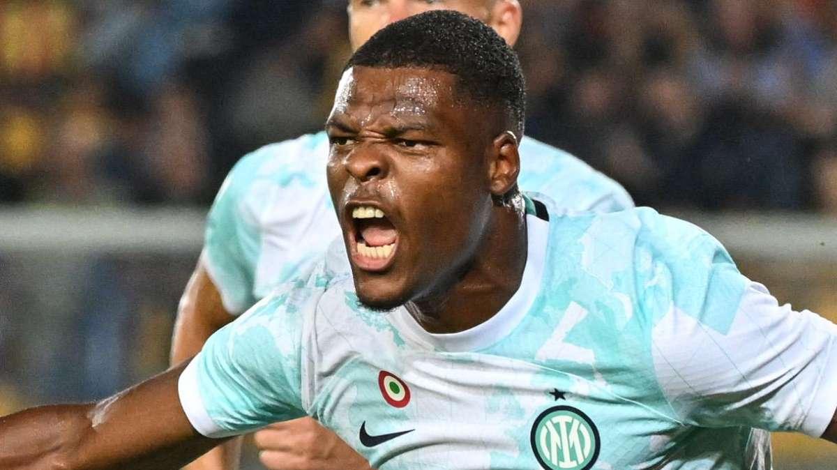 CdS - Dumfries, l'Inter chiede 50 e "cita" il caso Cucurella. Nessun segnale dal PSG per Skriniar