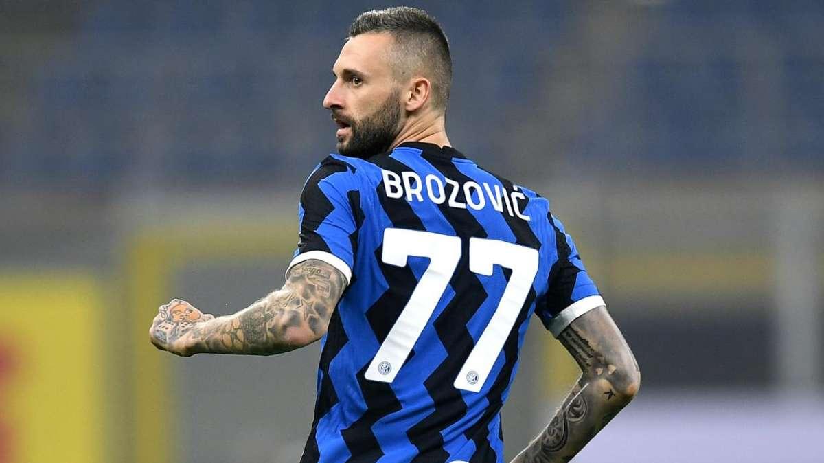 Buone notizie per l'Inter: Brozovic è negativo. Conte recupera il croato per la trasferta tedesca in Champions