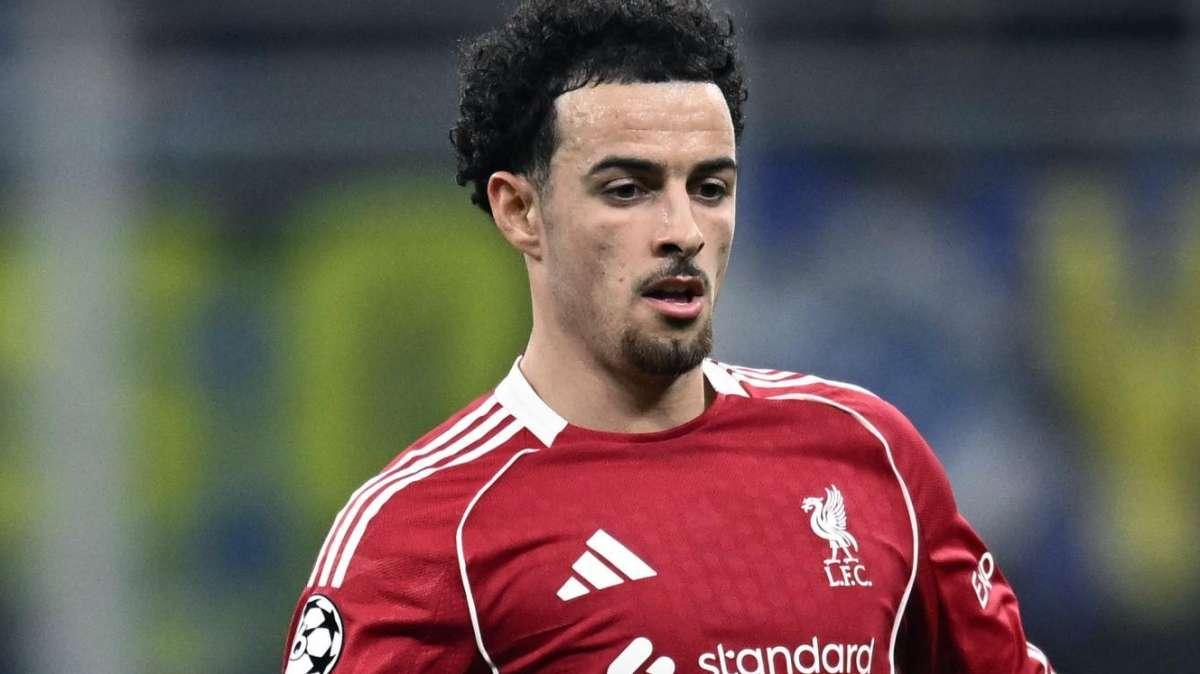 Slot spiega perché il Liverpool ha trattenuto Curtis Jones: "Ha giocato molto ma è stato sfortunato. Ci serve"