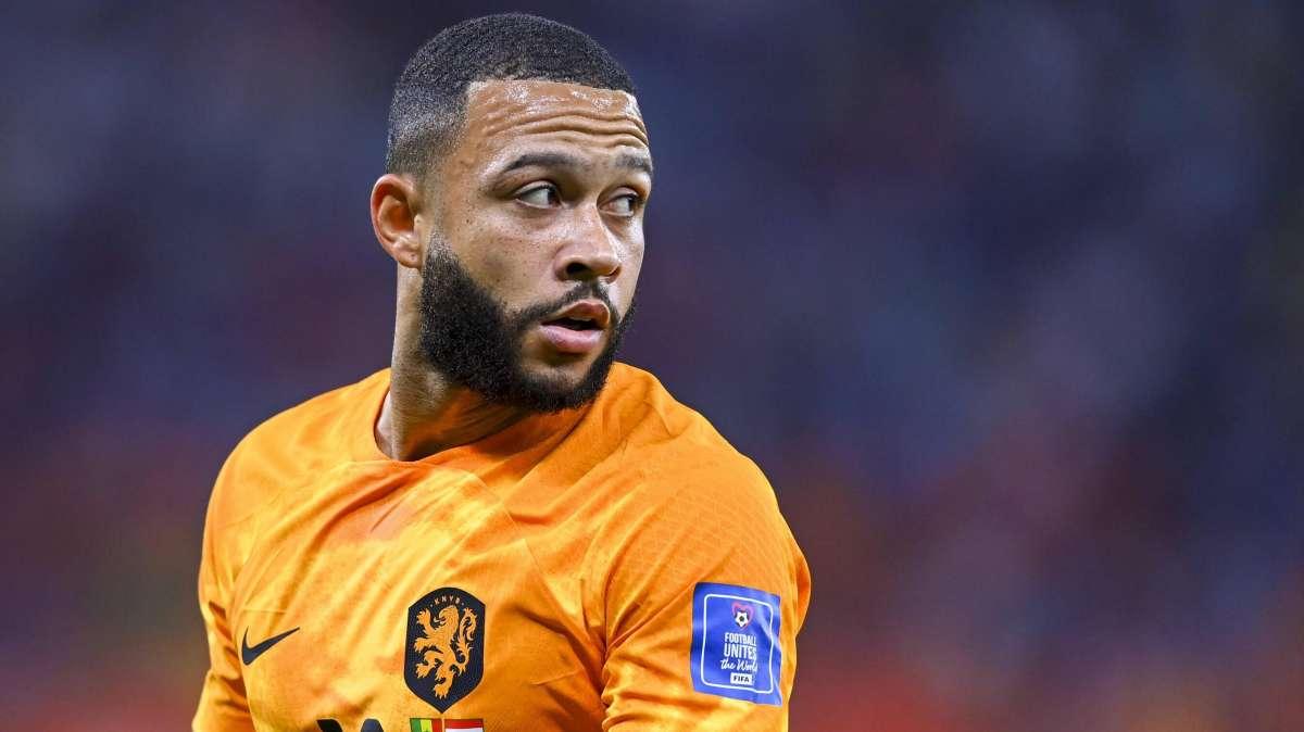 Depay sta con Lukaku: "Mai ciechi e sordi al razzismo". Poi l'appello agli atleti: "Possiamo gestire questa malattia"