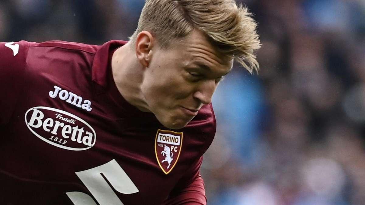 TS - Schuurs, la valutazione sale: 50 milioni, il Liverpool ci pensa. Inter spettatrice interessata per due motivi