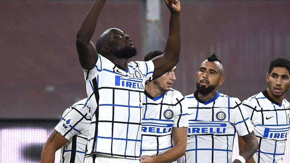 Lukaku non risparmia il Genoa: quinta rete al Grifone, la vittima preferita