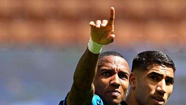 SkySports UK - Young, addio Inter: accordo e visite mediche con l'Aston Villa