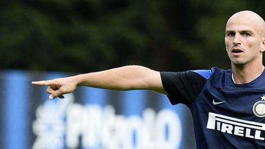 CdS - Rinnovo Cambiasso, ecco le due soluzioni