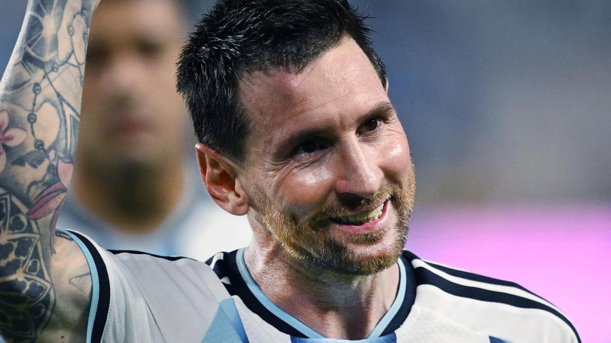 Argentina avanti, Messi: "Il gruppo oggi ha fatto una cosa incredibile"