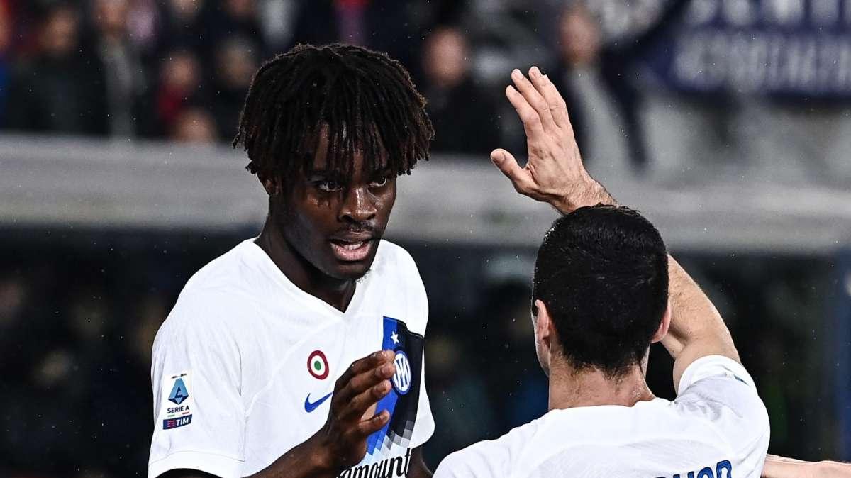 CdS - Bisseck dall'inizio, Sanchez in vantaggio su Arnautovic. E Inzaghi non risparmia Mkhitaryan