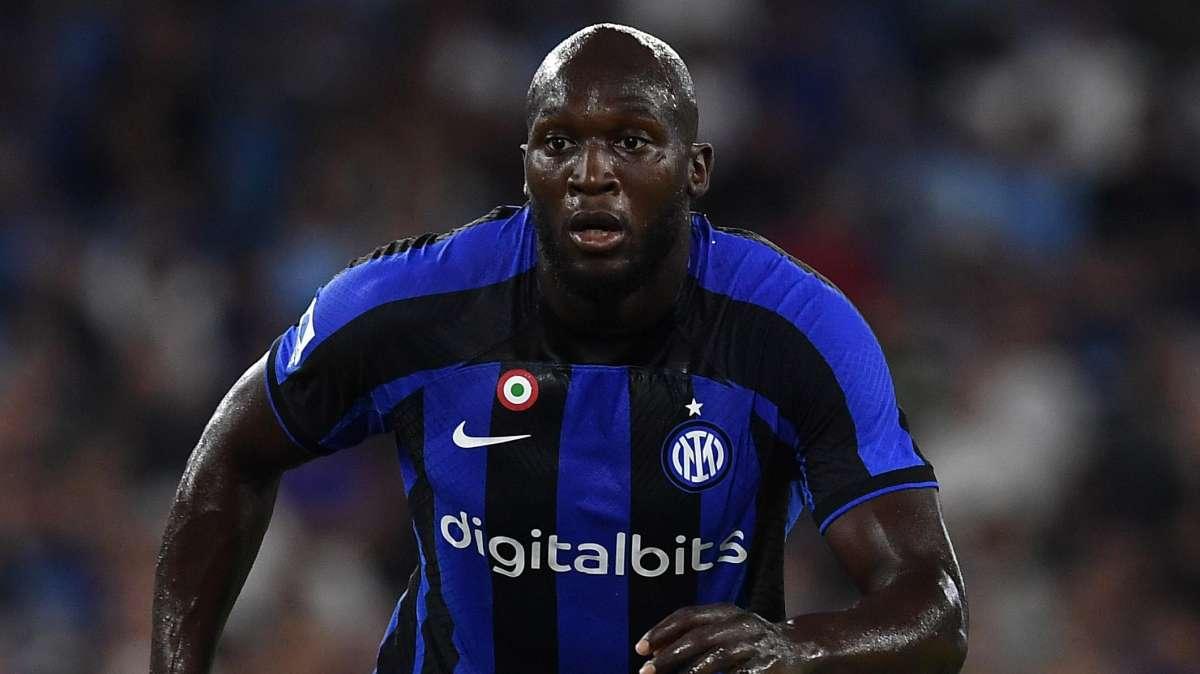 Sky - Inzaghi sorride, anche Lukaku è arrivato a Milano: Big Rom inizierà a lavorare domani ad Appiano Gentile