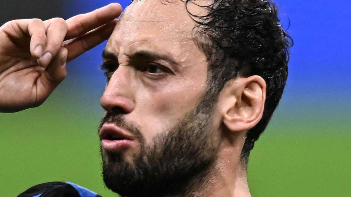 In Turchia - Calhanoglu-Galatasaray, trovato un accordo di massima. Ora resta da convincere l'Inter