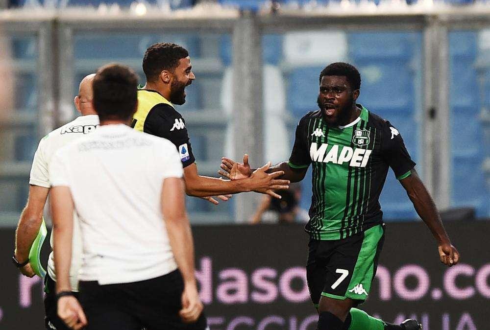 Sassuolo-Lecce 4-2: i pugliesi la riprendono due volte ma non basta, Boga-Muldur condannano Liverani