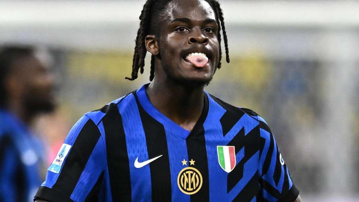 FcIN - Anche Bisseck nella lista di mercato del Manchester United. L'Inter non deve cedere, ma può valutare