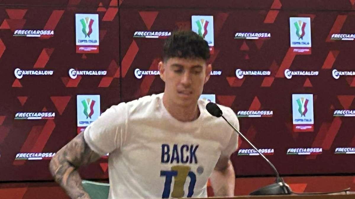 Bastoni in conferenza: "Bello vincere dopo tante critiche. Rinnovo? Io e la società siamo sulla stessa lunghezza d'onda"