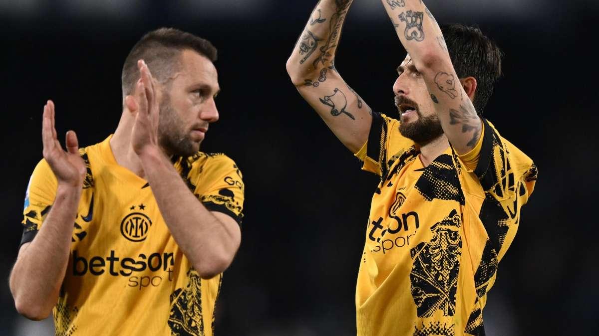 CdS - Acerbi e De Vrij migliorano con l'età, ma l'Inter riflette sul futuro: gli scenari
