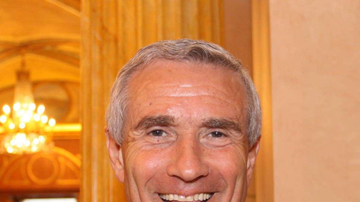 Damiani: "Non solo il Napoli su Janmaat. Costa..."