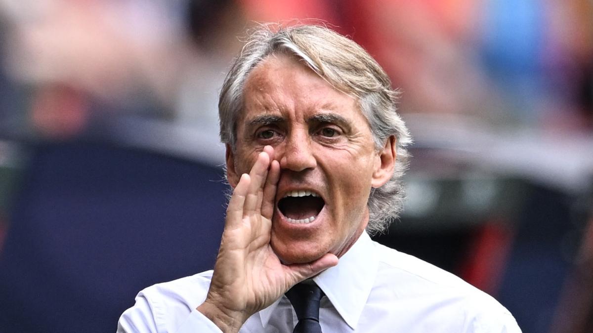 Mancini: "Ecco da cosa ripartire. Per Esposito non può bastare un'ora"