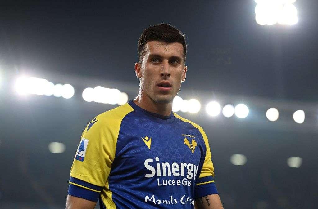 Hellas Verona, Casale: "Io come Dimarco? Il confronto è eccessivo"