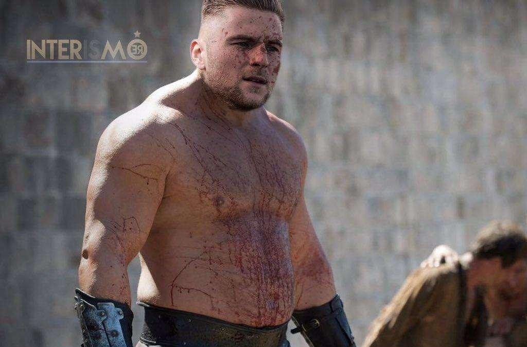 L'Insensibile - Game of Thrones nerazzurro e la maglia di Acerbi