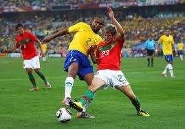 Fabio Coentr&atilde;o contro Maicon