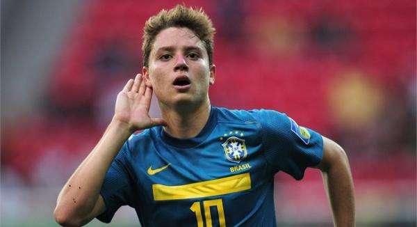 TMW - L'Inter punta Adryan, il 'Nuovo Zico'